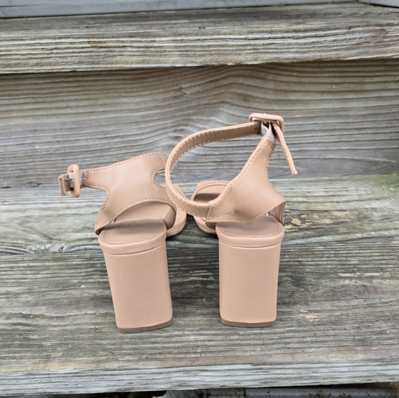 Madden Girl Block Heels - Picture 3 of 11